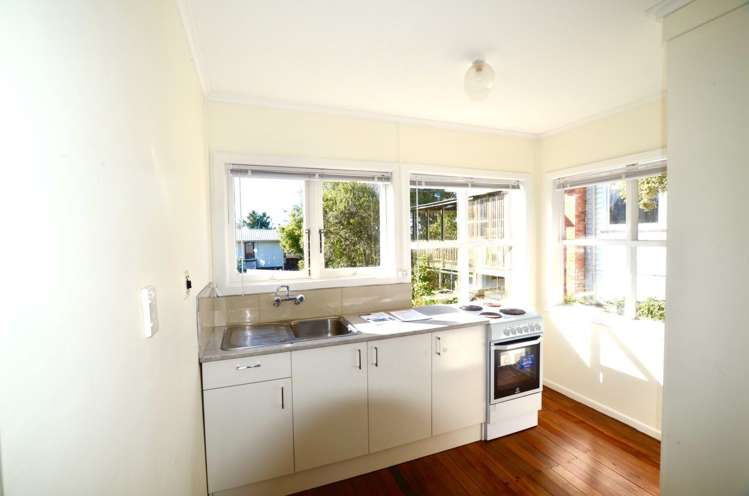 47 Rua Road Glen Eden_5