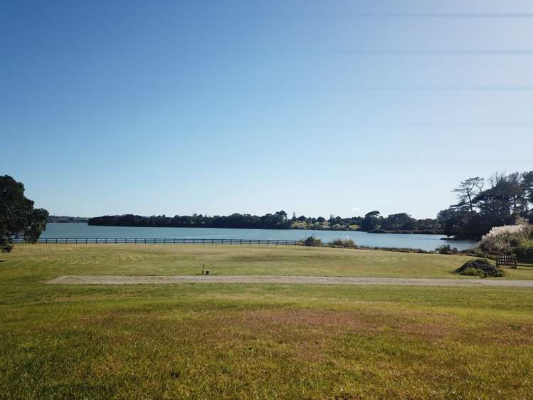 17 Goble Road Clarks Beach_19