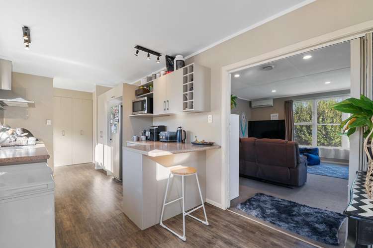 6 Puriri Crescent Hillcrest_2