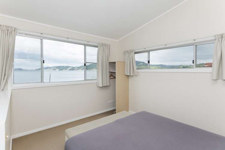 153 Beach Road Tokomaru Bay_17