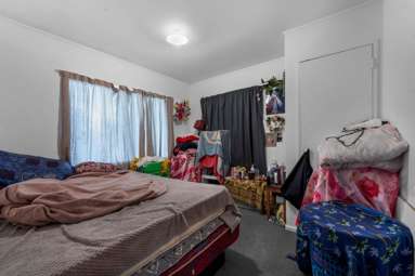 2/14 Dennis Road_4