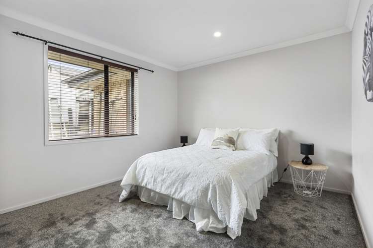 34 Norman Close The Gardens_12