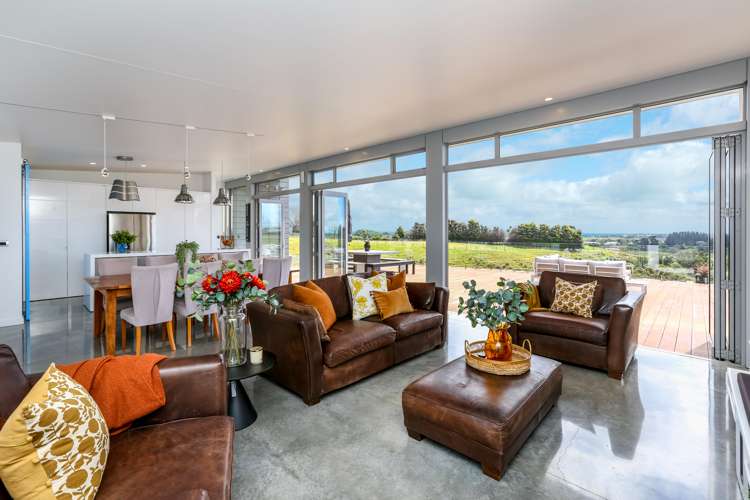 11 Wilson Road Urenui_6