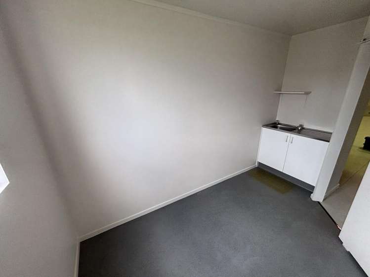 6 Westech Place Glen Eden_11