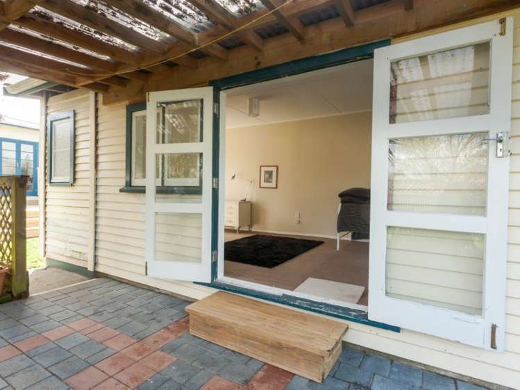 8 Birdwood Street Featherston_17