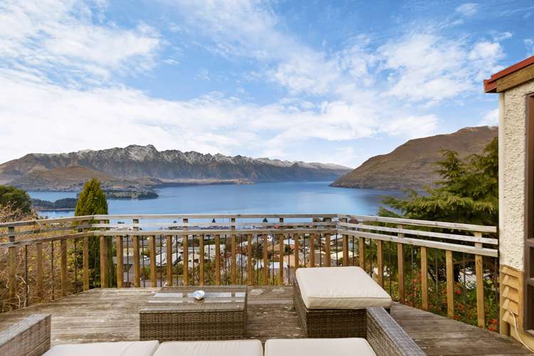 41 Greenstone Place Fernhill/Sunshine Bay_21