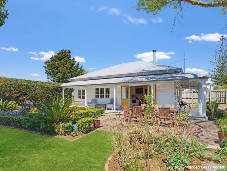 284 Main Road Tairua_11