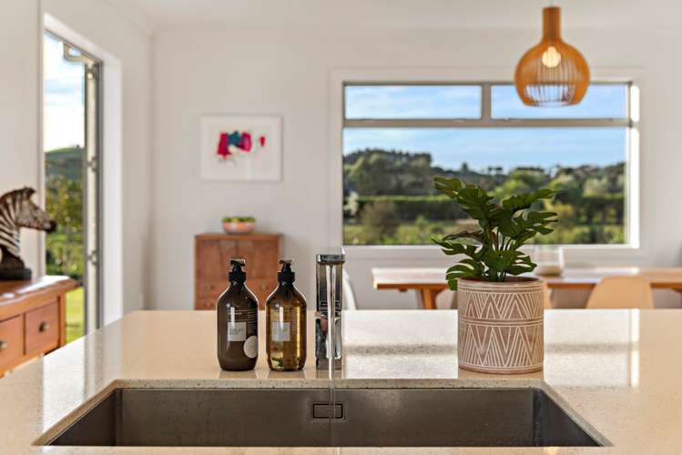 245 Muriwai Valley Road Muriwai_10