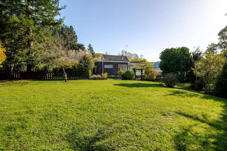 130 Sandon Road Feilding_17