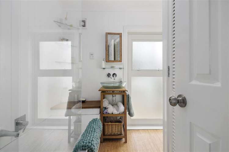 3 Bell Road Beachlands_8