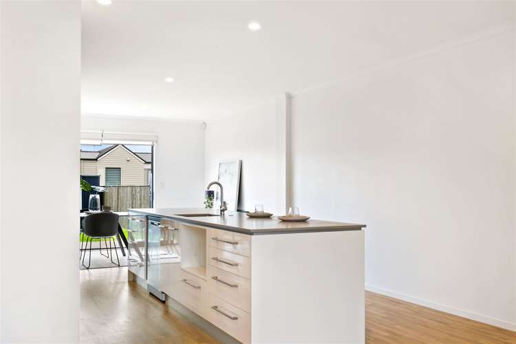 5 Plover Road Hobsonville_11