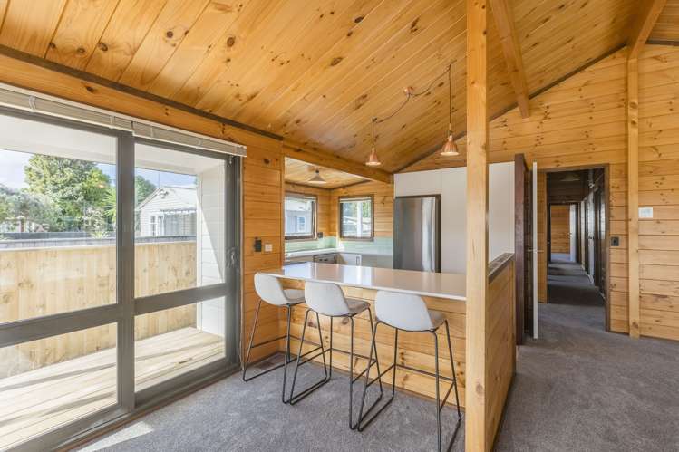 8a Hurley Road Paraparaumu Beach_5