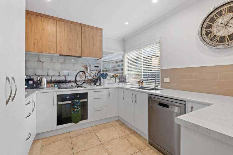 8a Hauraki Crescent Pinehill_15