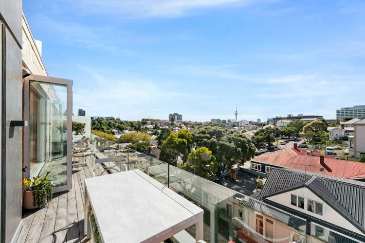 305/246 Khyber Pass Road Grafton_14