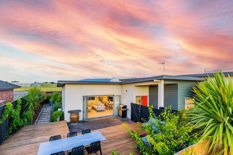 35 Simpson Crescent Raumati Beach_1