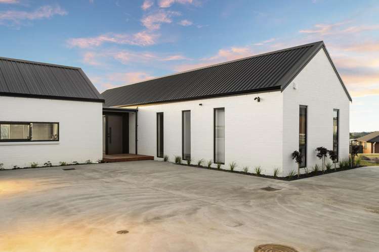 10 Kerr Crescent Patumahoe_35