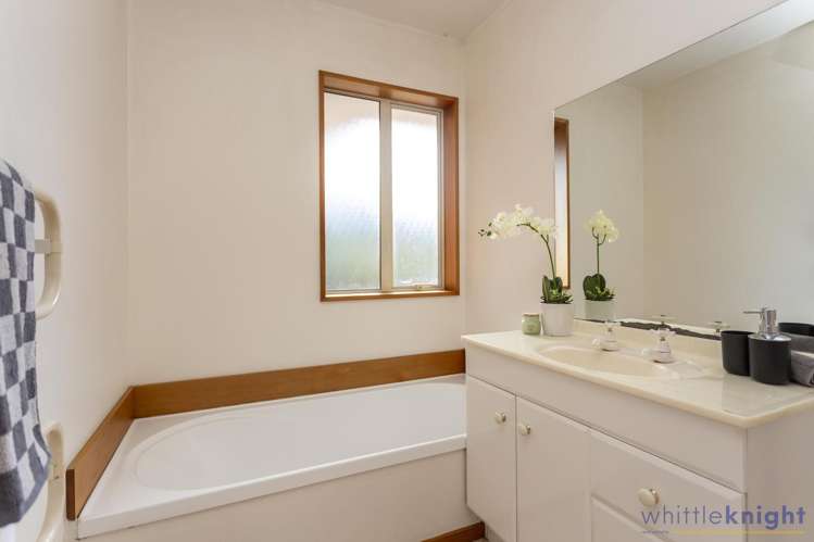 2/3 Lantern Lane Halswell_20