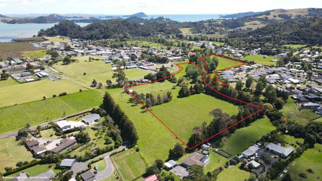 315 and 315A Woollams Avenue Coromandel_1