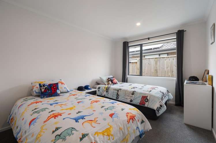 21 Sardinia Grove Fitzherbert_21