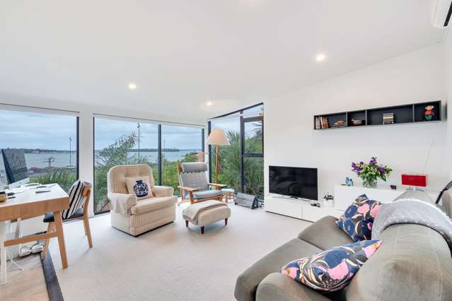 1/3 Beach Road Northcote Point_1