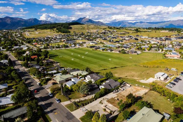61 + 63 Totara Terrace Wanaka_6