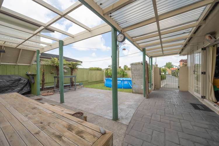 1 Neeve Place Taradale_11