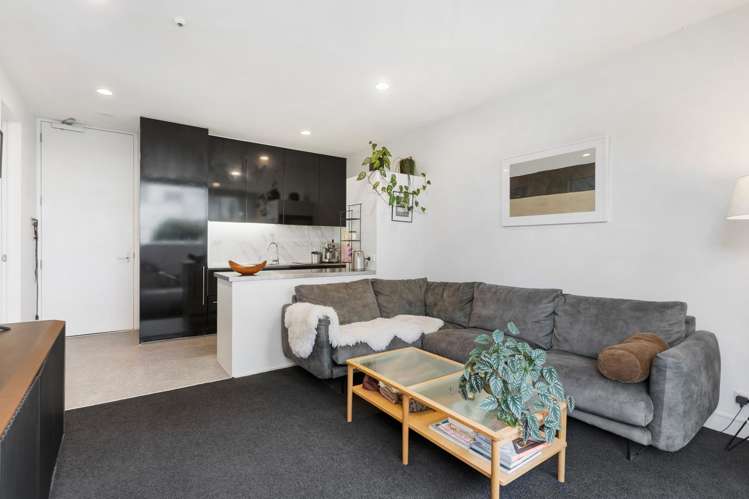 306/22 Fisher-Point Drive Freemans Bay_6