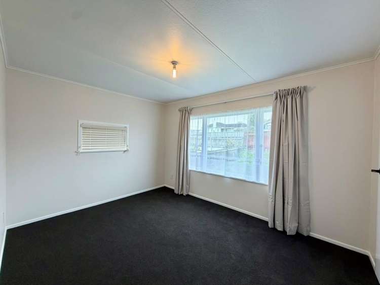 60a Mould Street Waitara_7