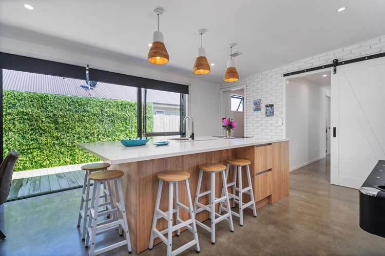 31 Longreach Drive Cooks Beach_5