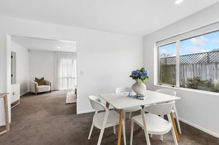32 Surfers Place_4