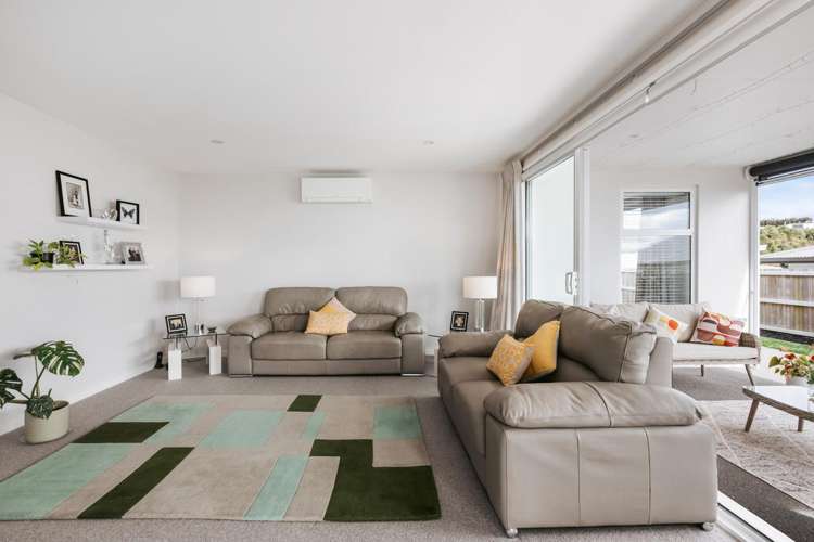 74 Whakaturou Crescent Pyes Pa_9