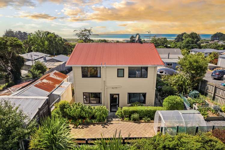 6 Frances Street Taieri Mouth_20