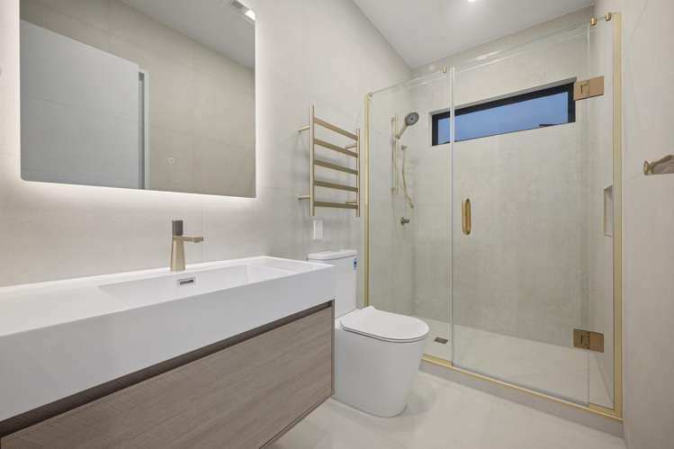 45 Awa Uru Road Orewa_7