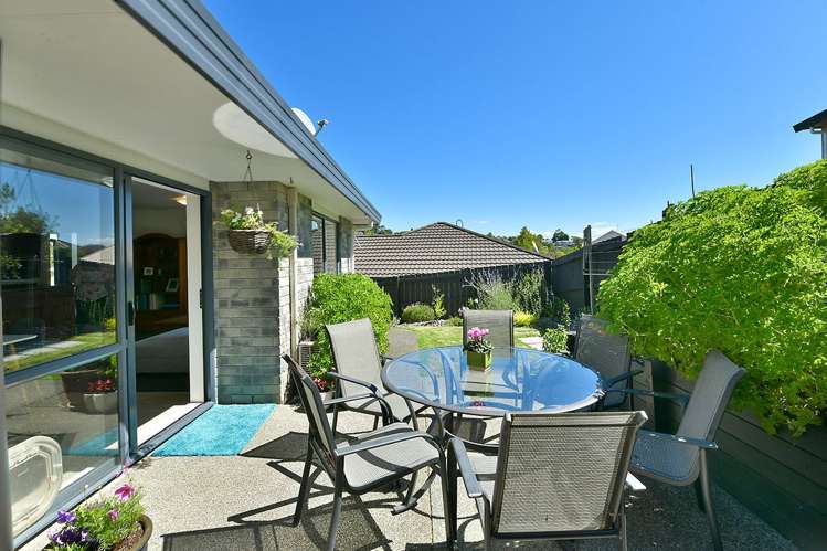 5 Ellenbury Place Stanmore Bay_7