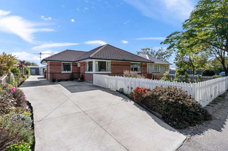 918 Avonside Drive Avondale_24