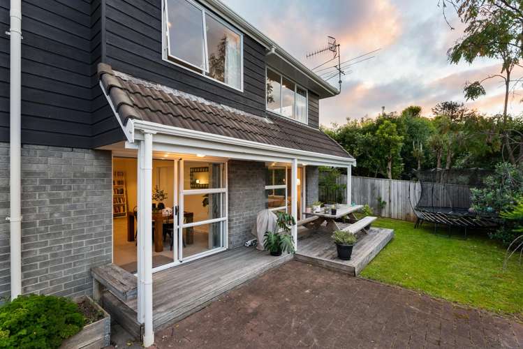 3/50 Meadowbank Road_2