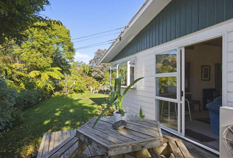 594 Waitohu Valley Road_4