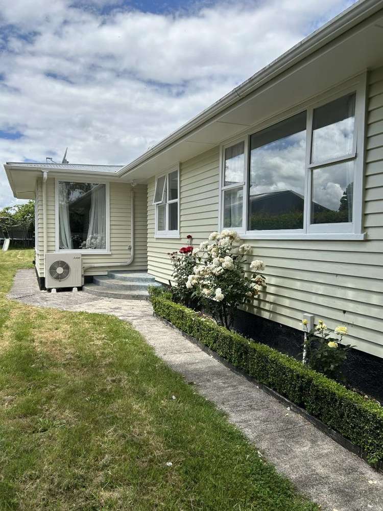 56 Hinekura Avenue 11210_1