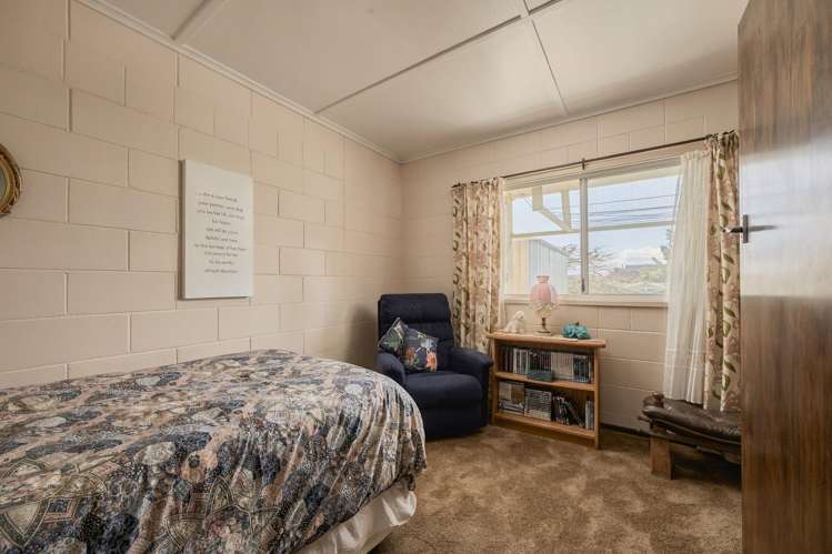 22 Birch Street Hilltop_29
