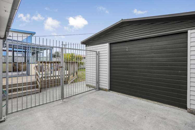 17 Chapman Crescent Naenae_18