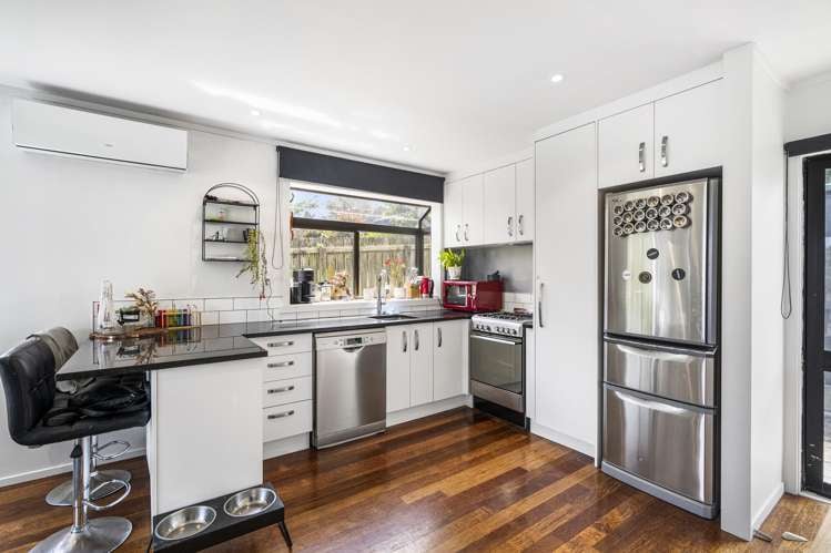 2/20 Kamara Road Glen Eden_7