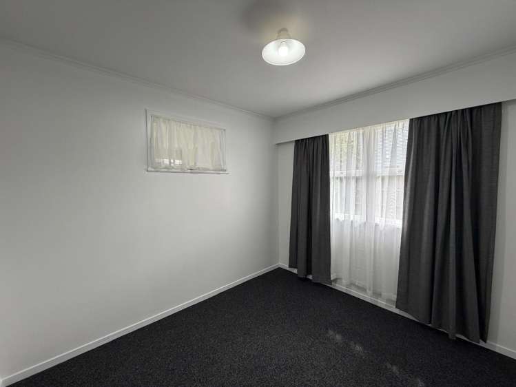 12 Moa Place Onerahi_13