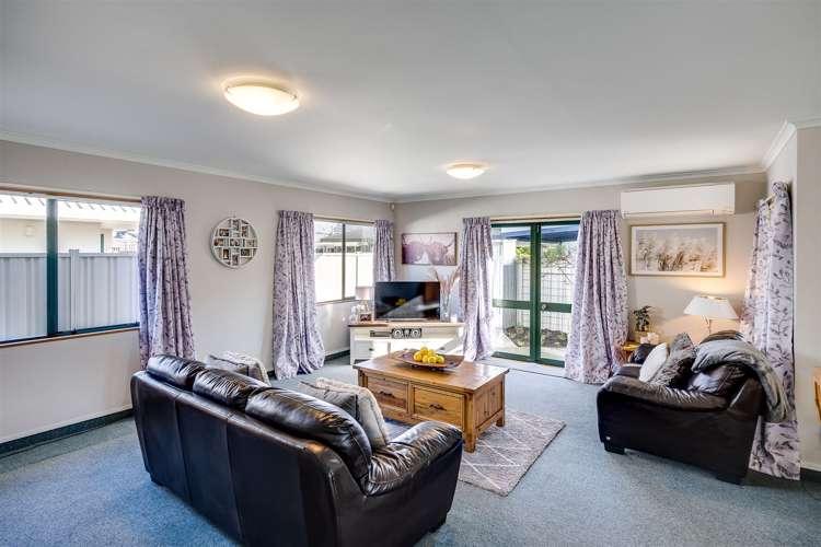 5a Montague Way Taradale_9