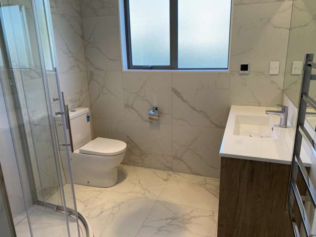 14C Whitford Avenue Mount Wellington_4