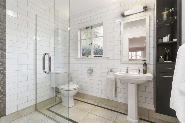 14 North Avenue Narrow Neck_16