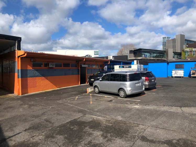 Unit 1/1 Railside Avenue Henderson_1