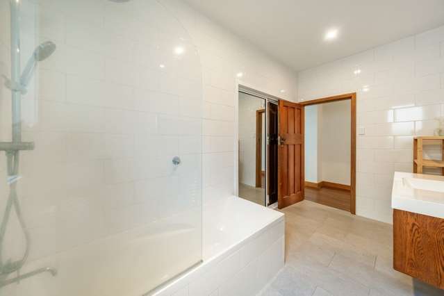 141 Breaker Bay Road Breaker Bay_2