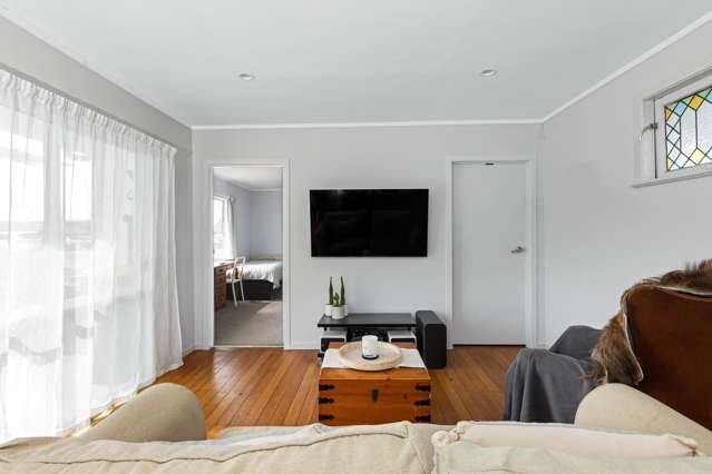1/212 Centreway Road Orewa_3