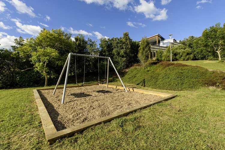 3 Gyle Place Pyes Pa_35