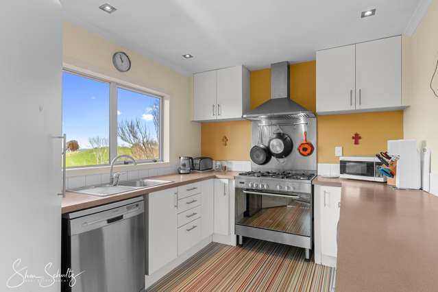 16 Nikau Lane Maungaturoto_2